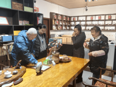 <b>做好节日期间食物供应保障工</b>